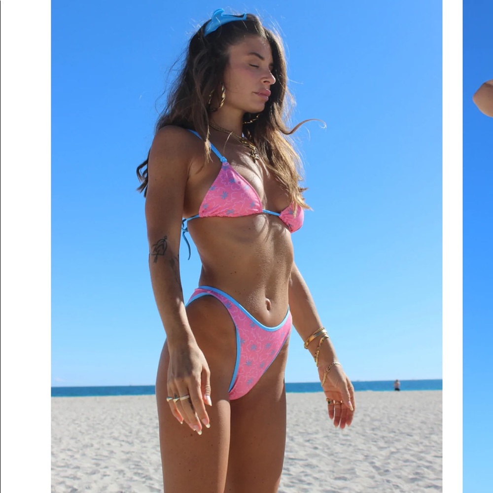 HEAVY MANNERS BIKINI TOP